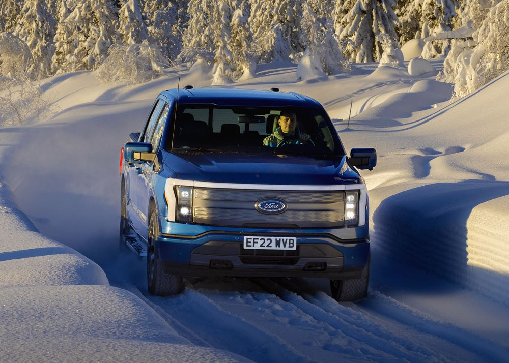 Le pickup électrique Ford F150 Lightning arrive en Europe — free download